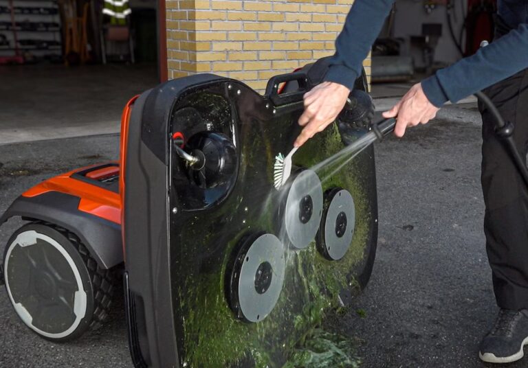 Husqvarna CEORA 546 EPOS / RZ43M / CS4 — Sofort lieferbar | Dancover