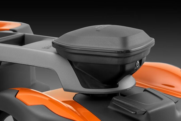 Husqvarna Automower 535 AWD EPOS® — Sofort lieferbar | Dancover