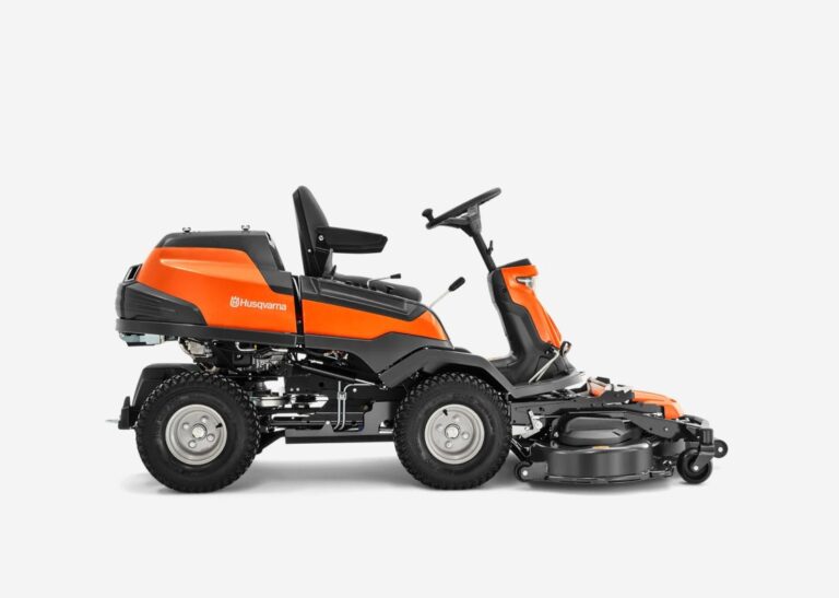 Husqvarna R 420TsX AWD — Combi 112 & Bürste | Dancover