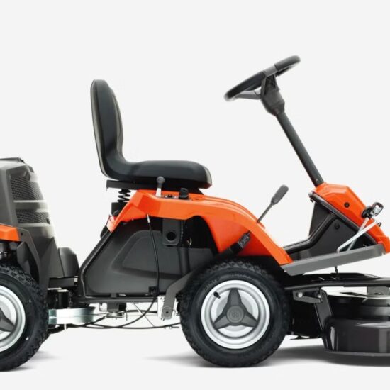 Husqvarna R 112C — Kompakter Rider-Aufsitzmäher | Dancover – Image 3