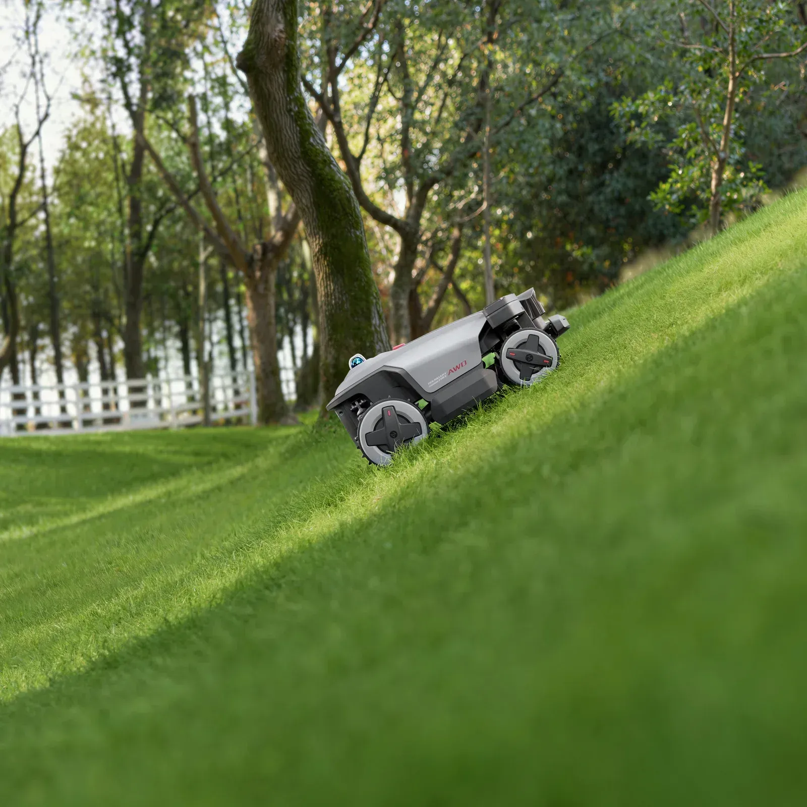 Mähroboter Roborock RockMow Z120 – Ohne Begrenzungskabel, Bis zu 2 000 m² – Image 6