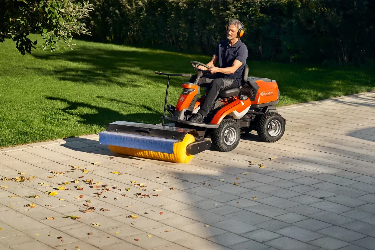 Husqvarna R316TX Aufsitzmäher V2 Kawasaki Frontmäher | Dancover – Image 8