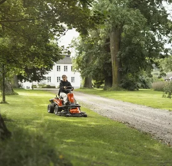 Husqvarna Rider R 200iX