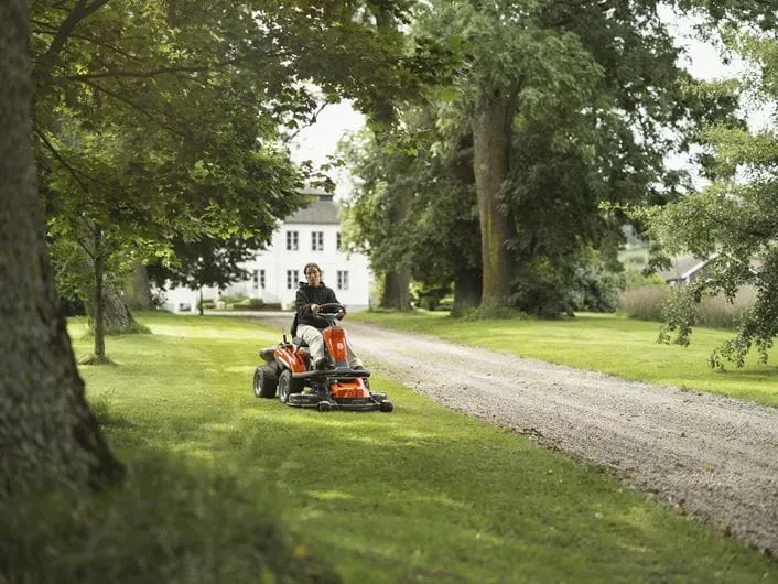 Husqvarna Rider R 200iX