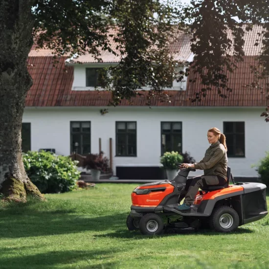 Husqvarna TC 100i Akku-Aufsitzmäher — Mit Fangkorb | Dancover – Image 5