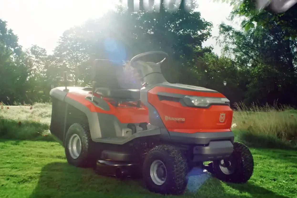 Husqvarna TC 100i Akku-Aufsitzmäher — Mit Fangkorb | Dancover – Image 6