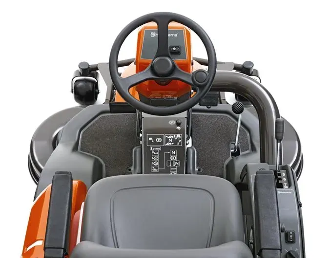 Husqvarna P 524 AWD Frontmäher Kompakt Allrad Knicklenkung | Dancover