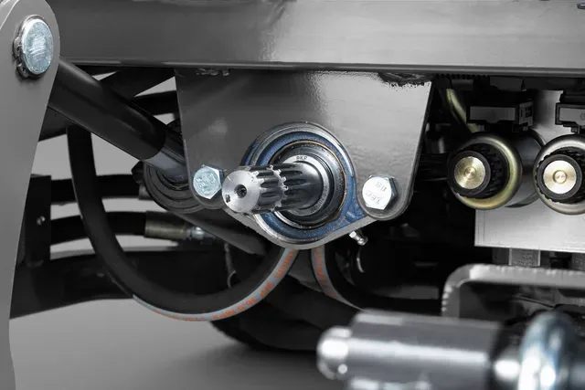 Husqvarna P 535HX Hybrid-Frontmäher Diesel 17,8 kW AWD | Dancover