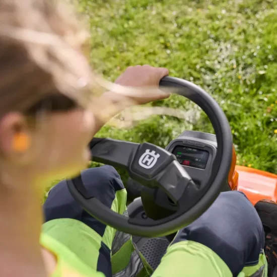 Husqvarna FM 410i Elektro-Frontmäher Profi AWD 9,6 kWh | Dancover – Image 6