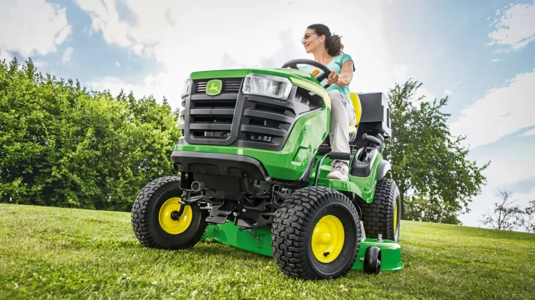 John Deere X127 Rasentraktor 107cm B&S V-Twin Mulching | Dancover