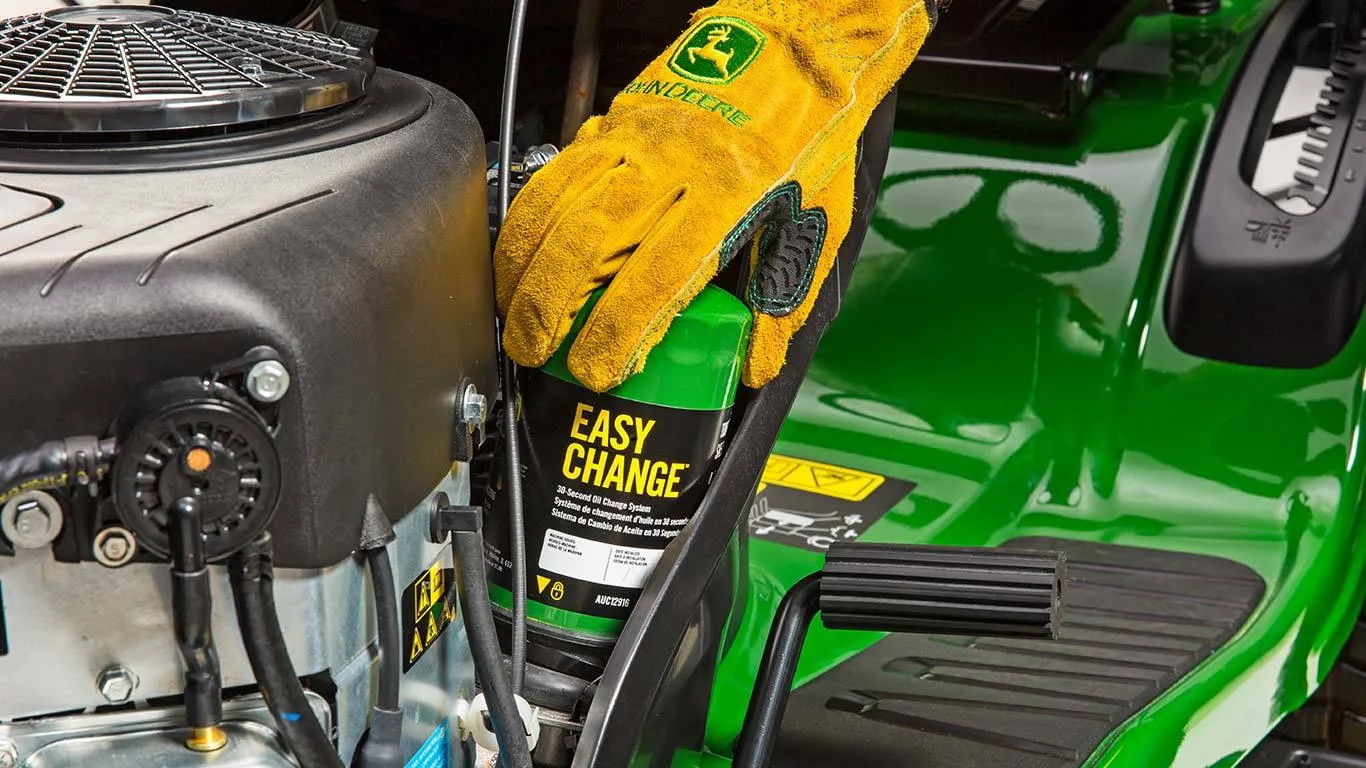 John Deere X167 Rasentraktor 122cm V-Twin 15kW Edge Deck | Dancover – Image 6