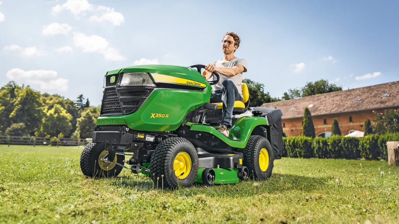 John Deere X350R Rasentraktor 107cm 300L Kawasaki V-Twin | Dancover – Image 3