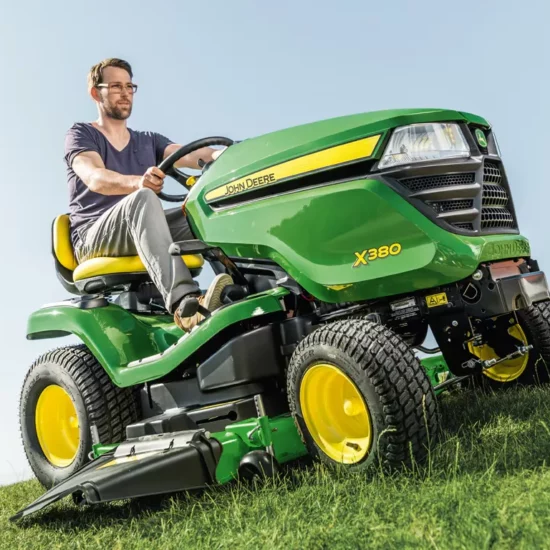 John Deere X380 Rasentraktor 122cm Kawasaki V-Twin 15,2kW | Dancover – Image 4