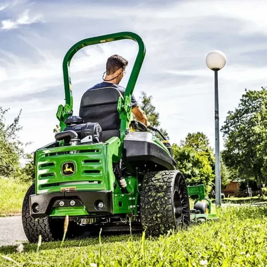 John Deere Z955R Profi Zero-Turn 137/152cm 25,6PS ZTrak | Dancover – Image 5