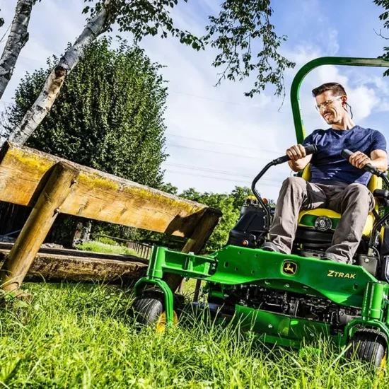 John Deere Z955R Profi Zero-Turn 137/152cm 25,6PS ZTrak | Dancover – Image 8