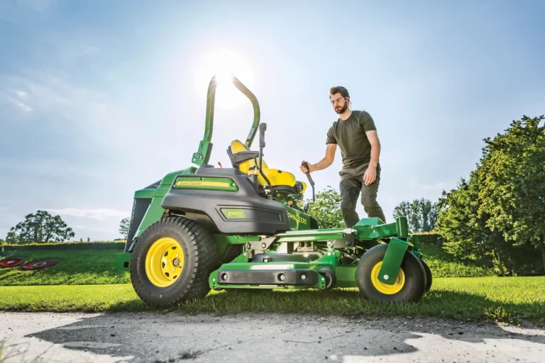 John Deere Z997R Zero-Turn Dieselmäher | Dancover