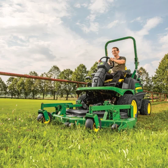 John Deere 1570 TerrainCut Frontmäher 27,5 kW 4WD | Dancover – Image 2
